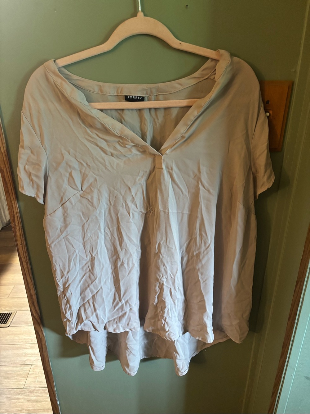 torrid Beige V-Neck Short Sleeve Tunic